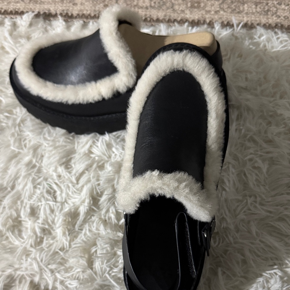 Black Clogs
